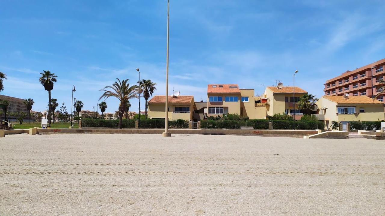 Atractivo En La Playa Con Parking Appartement *